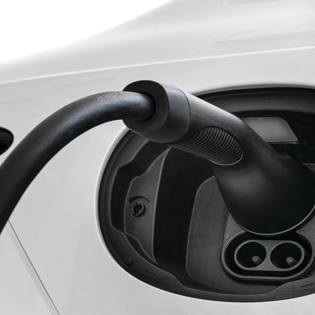 What to Expect When You Work With Voyageur Electric